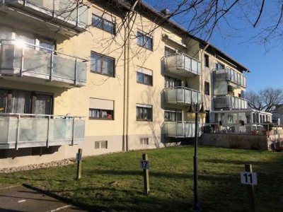Schöne, helle 3-Zimmer Wohnung mit Balkon in Aschaffenburg-Leider