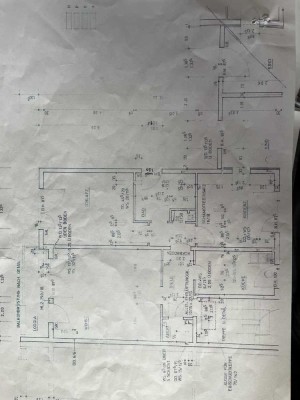 Attraktive und gepflegte 4-Zimmer-Wohnung mit Einbauküche in Landau