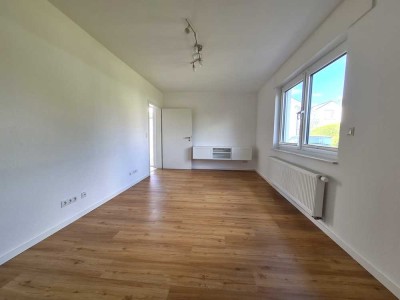Stilvolle, neuwertige 1-Zimmer-Erdgeschosswohnung mit EBK in Koblenz (Karthause)