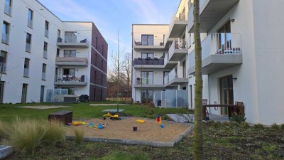 Anfragen nur per Mail: 4 Zimmer - Dachterrasse - top Ausstattung - Borchertstraße 8 DG