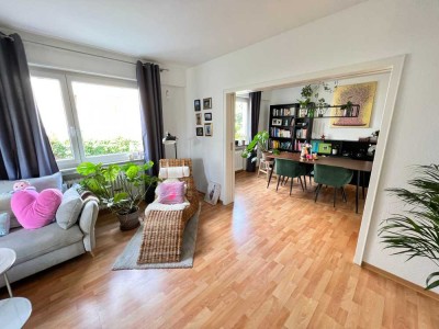 ** Traumhafte 4-Zimmerwohnung mit sonnigem Südbalkon * EBK * Pkw-Stpl. * TL-Bad * gute Lage **