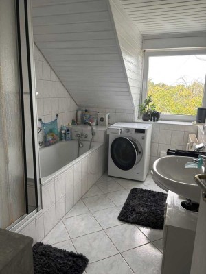 Sehr schöne 3-Zimmer-Wohnung Maisonette in ruhiger Lage, 20 min. bis Schweizer Grenze.