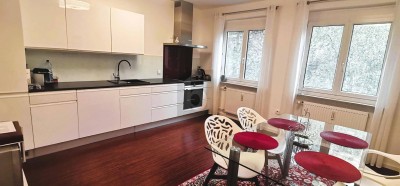 GROSSZÜGIG - MIT ZWEI BALKONEN - ZENTRUMSNAH