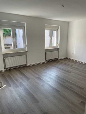 Freundliche u. helle 3-Zi-Whg. Richtung Rheingau
