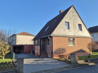 Einfamilienhaus mit Einliegerwohnung und Garage in Springe OT Eldagsen