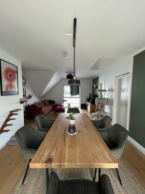 Exklusive 3 Zimmer Mietwohnung / Balkon