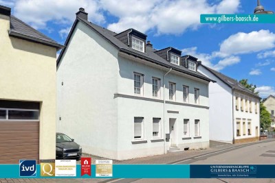 Schweich: Großes Wohnhaus mit Garten, Scheune, Hoffläche + moderne Bäder, moderne Haustechnik