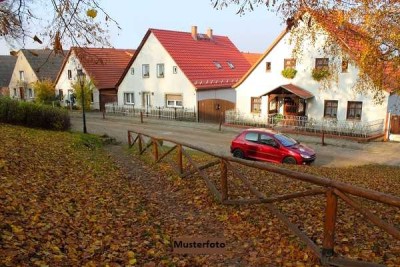 Einfamilienhaus mit Garage ++ provisionsfrei ++