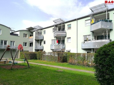 Ansprechende 2 Raum-Wohnung mit Balkon und Carport!