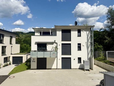 Moderne 2,5 Zi. Whg. mit Murgblick in Gernsbach