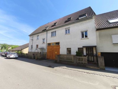 Großzügiges Mehrfamilienhaus mit Dachterrasse, Garten & XXL-Garage – vielseitig nutzbar
