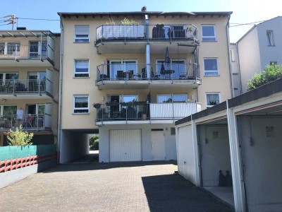 Modernisierte Wohnung mit drei Zimmern und Balkon in Koblenz