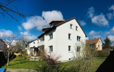 Attraktive 3-Zi.-Wohnung mit Balkon in Buckenhof