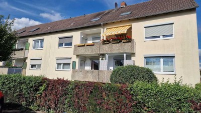 Ansprechende 3-Zimmer-Hochparterre-Wohnung mit Einbauküche in Brauschweig, Timmerlah