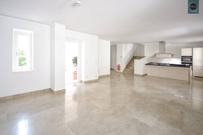 Provisionsfrei: Luxus Terrassen Maisonette mit Loggia und Terrasse beim Beethoven Museum und Pfarrplatz! Garagen verfügbar!