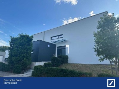 Exklusive Villa mit Garten, Garage – ideal für Großfamilien
