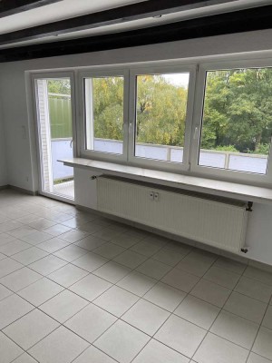 Modernisierte 2,5-Zimmer Dachgeschosswohnung in Baukau-Ost
