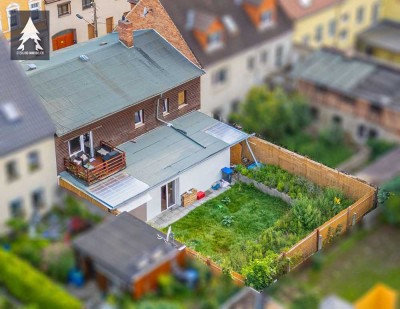 Altbau trifft Update – modernes Zweifamilienhaus mit Perspektive