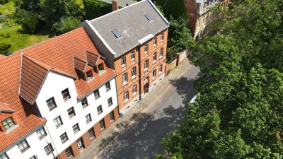 Charmantes Mehrfamilienhaus mit 6 Einheiten und Entwicklungspotenzial in Köthen