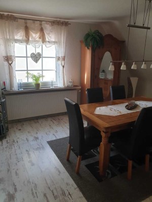 Schöne und modernisierte 3,5-Raum-DG-Wohnung mit gehobener Innenausstattung in Bochum