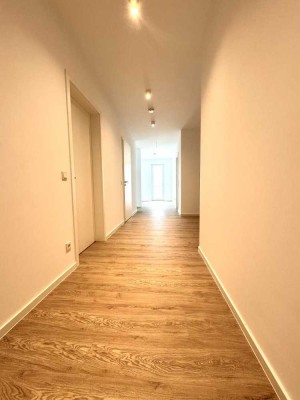 3-Raum Wohnung mit Aufzug - Erstbezug nach Neubau