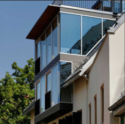 Besondere Maisonette-Wohnung mit großer Dachterrasse + Stellplatz