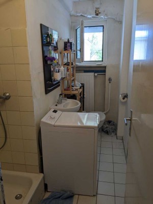 AB SOFORT 1-Zimmer Wohnung mit Balkon in Kriegsstraße