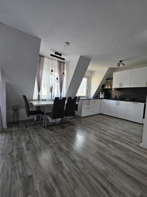 2-Raum-DG-Wohnung mit Balkon und Einbauküche in Bad Neuenahr