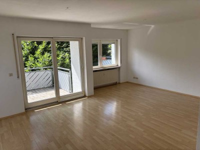 Moderne Maisonette-Wohnung mit Weitblick – 3-Zimmer, Balkon, 91 m² in Lauf
