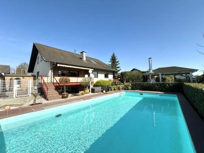 Mehrgenerationenhaus mit 3 separaten Wohnungen in Bretten OT