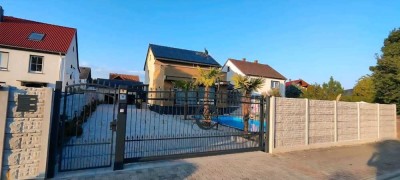 Moderne 120 m² 3-Zi-Wohnung mit großer Terrasse & Balkon