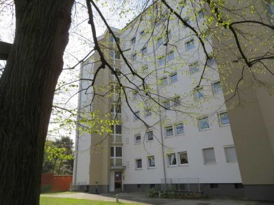Helle 3-Zi.Whg. ab 01.11.25 ggf. 01.12.2025, mit Balkon, Bad mit Wanne, mind. 3 Personen