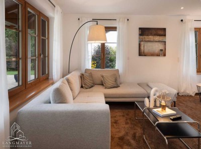 Modernes Wohnen auf großzügigem Privatgrundstück mit Doppelgarage