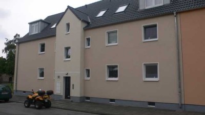 Helle 2-Zimmer-Wohnung im Dachgeschoss im Grünen von Krefeld-Linn