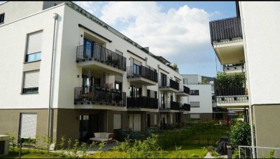 5 MIN. VON UNI, UNIKLINIK & HBF: RUHIGE, SONNIGE 3 ZIMMER IN EINZIGARTIG ZENTRALER & GRÜNER LAGE