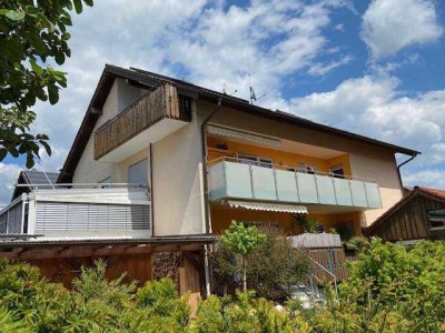 Attraktive, helle  4- Zi.-Komfort-Whg.:    Reute b. Freiburg