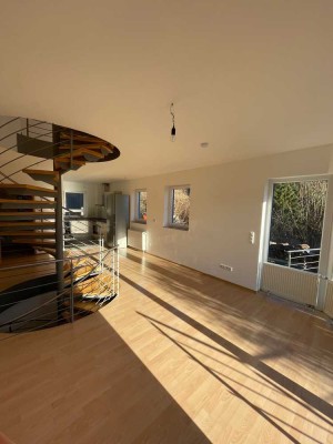 Gepflegte 3-Zimmer Wohnung mit sonniger Terrasse in Würzburg-Steinbachtal