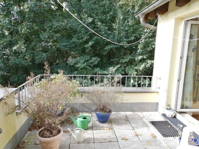 Exklusive, gepflegte 2-Zimmer-Maisonette-Wohnung mit Dachterrasse und EBK in Hattingen