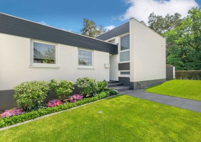 Seltene Gelegenheit!  Exklusiver Eckbungalow direkt am Waldrand