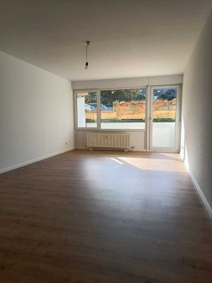 Schöne 2-Zimmer-Wohnung mit barrierefreiem Zugang – modernisiert und sofort bezugsfertig