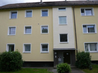 Erstbezug nach Modernisierung - 2 Zimmer-Erdgeschosswohnung mit Süd-Balkon