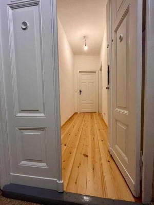 Charmanter Altbau trifft modernes Wohnen - Erstbezug mit Wintergarten und Stellplatz