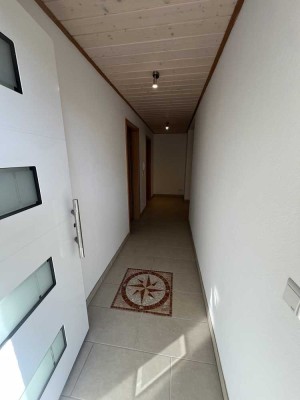 Neuwertige 2-Zimmer-Wohnung mit Einbauküche in Walzbachtal