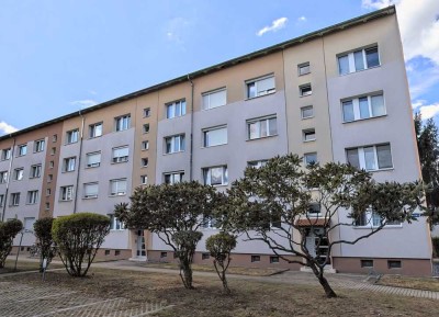 Schicke große 3-Raum Ferienwohnung mit Balkon möbliert in Zwenkau nähe See zu verkaufen.