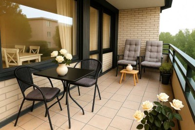 Großzügige 3-Zimmer mit großer Sonnenterrasse, Schwimmbad |Sauna