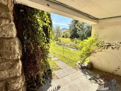 Charmantes Landhaus mit 7 Zimmern und Grünblick - ideal für Naturliebhaber.
