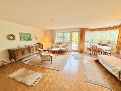 Traumhafte Wohnung in perfekter Lage.
Ruhig und dennoch zentral.
4 Gehminuten in die Innenstadt.