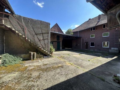 Ehemaliger Vierkanthof mit viel Entwicklungspotenzial in Hückelhoven-Doveren