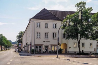 Attraktive 3-Zimmer-Wohnung in Stadtnähe// EG links