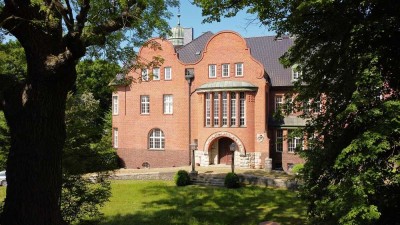 Traumschloss in ruhiger Lage